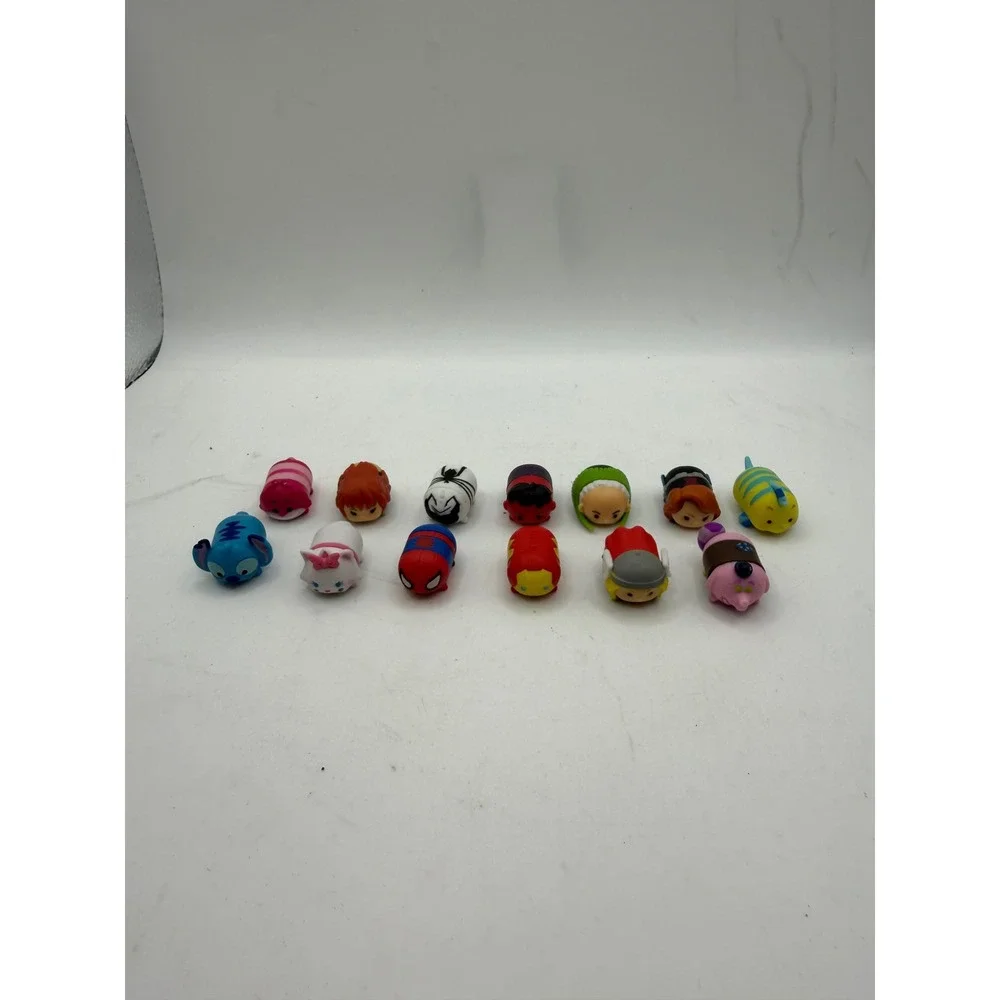 Disney Marvel Tsum Tsum Mini Figures Lot of 13 Jakks Pacific Stackable Vinyl Toy